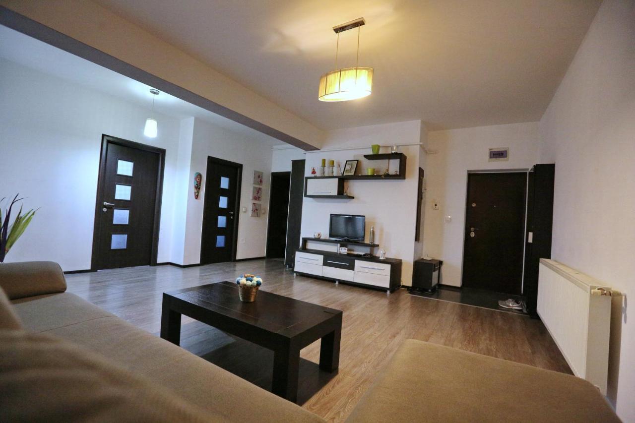 Bloc Izvor Apartment Pitesti Exterior photo