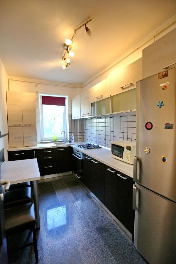 Bloc Izvor Apartment Pitesti Exterior photo